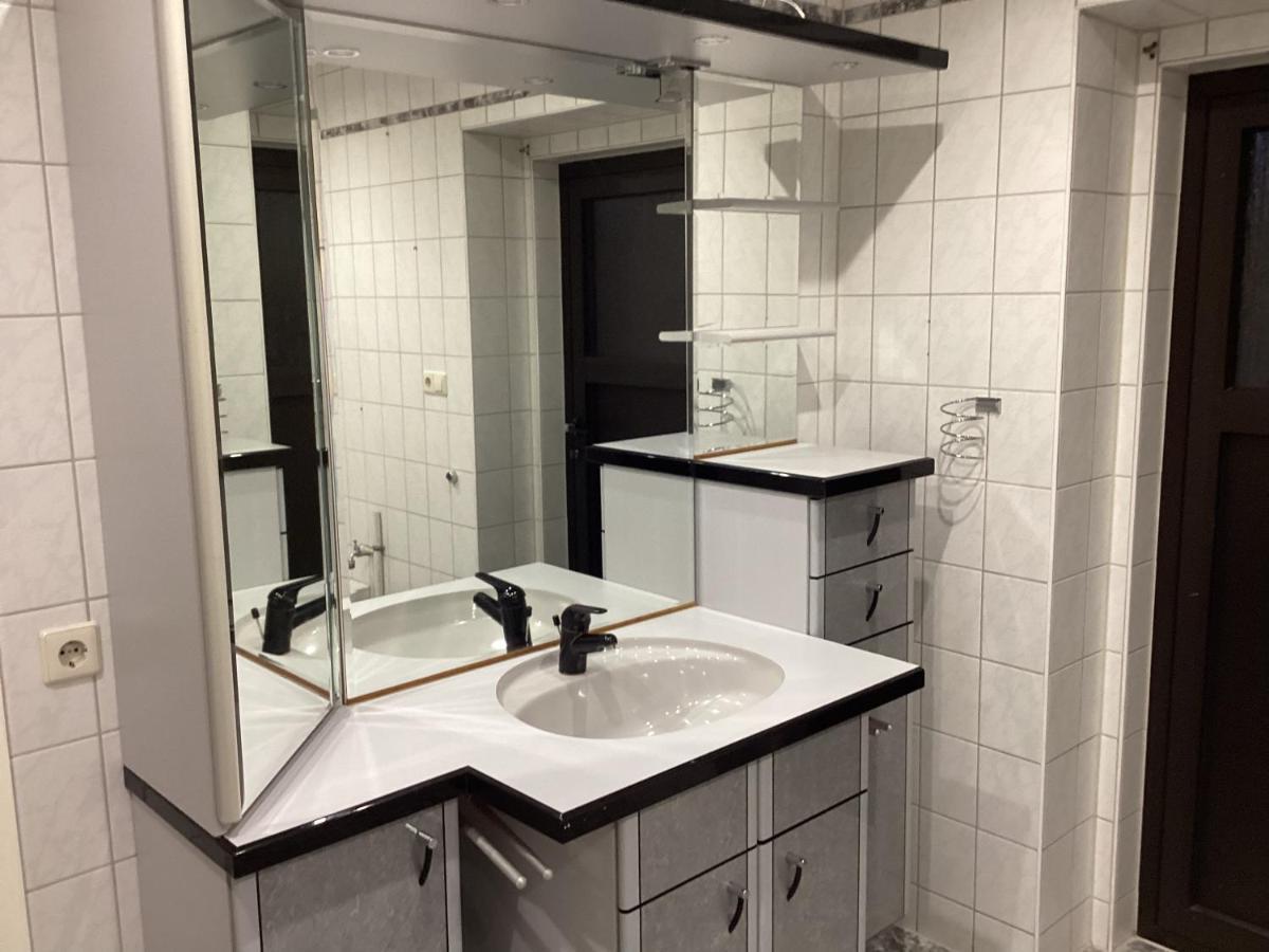 Hotel Eintracht มิทท์ไวดา ภายนอก รูปภาพ