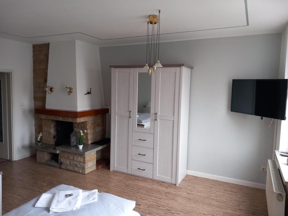 Hotel Eintracht มิทท์ไวดา ภายนอก รูปภาพ