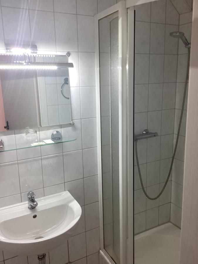 Hotel Eintracht มิทท์ไวดา ภายนอก รูปภาพ